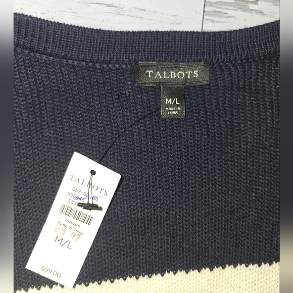 Talbots NWT Loose Fit, Knitted Sweater Vest - Picture 2 of 7